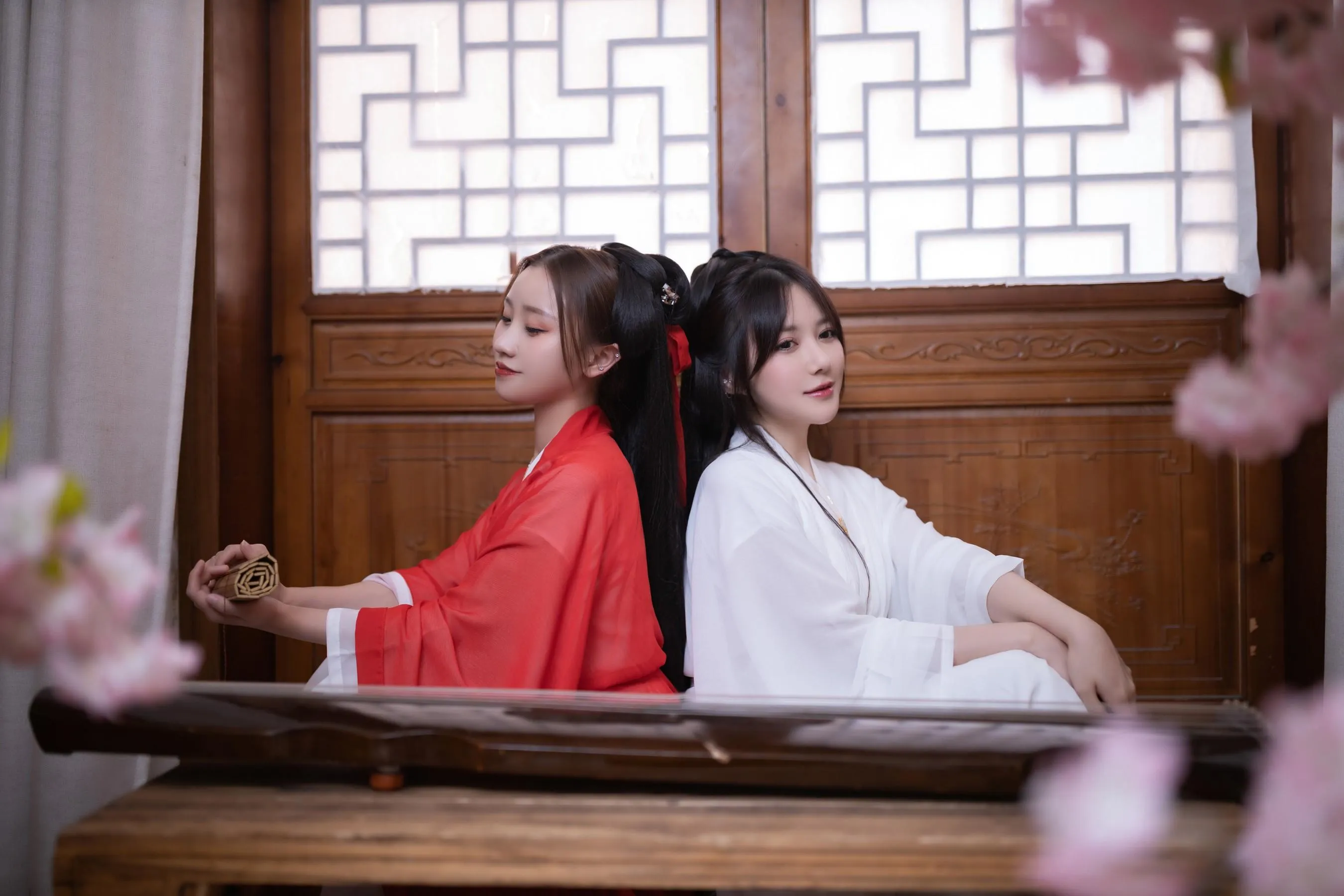 NO.0028 秀人名模鱼子酱Fish内部私购未上架《双女古装剧情》写真 [67P]插图4